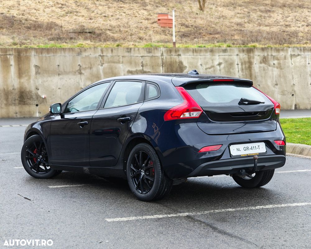 Volvo V40 D2 Kinetic - 13
