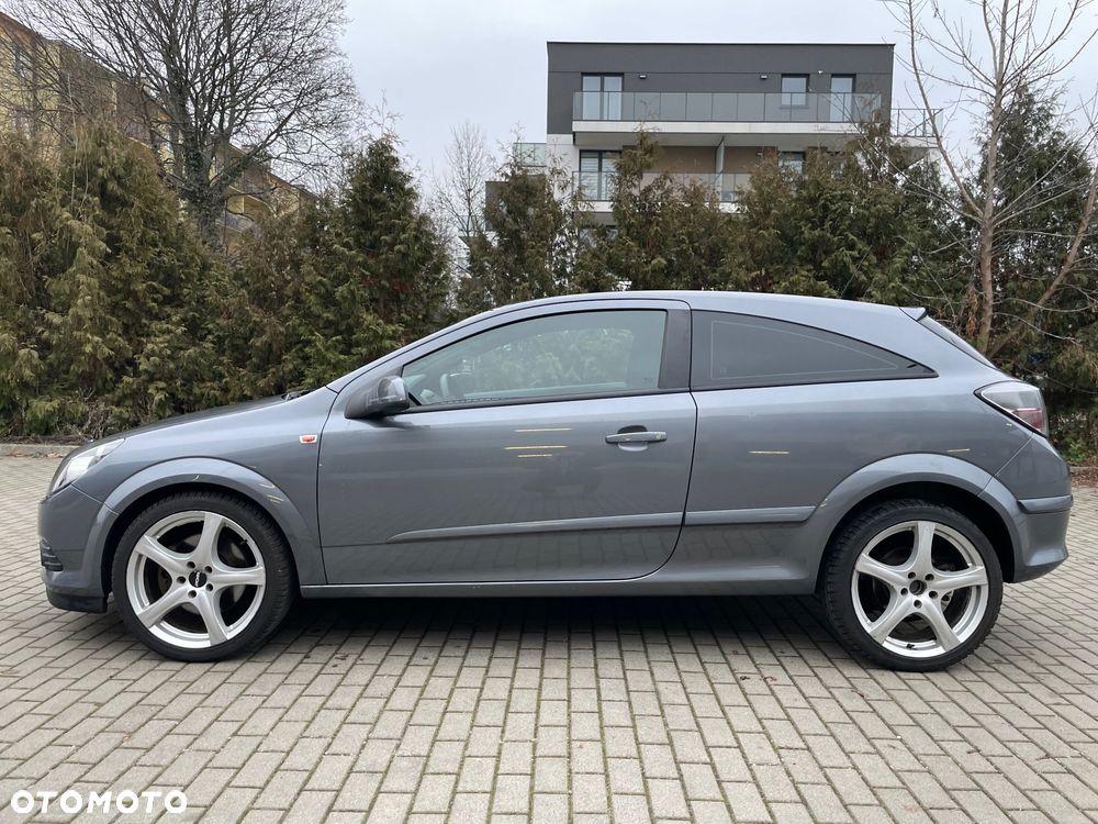 Opel Astra 2.0 Turbo Sport - 2