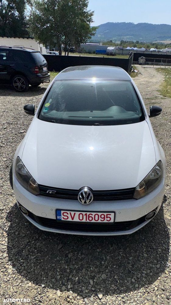 Volkswagen Golf - 2