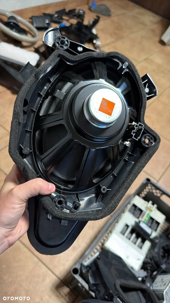 GŁOŚNIK BMW I3 LEWY 9283791 - 2