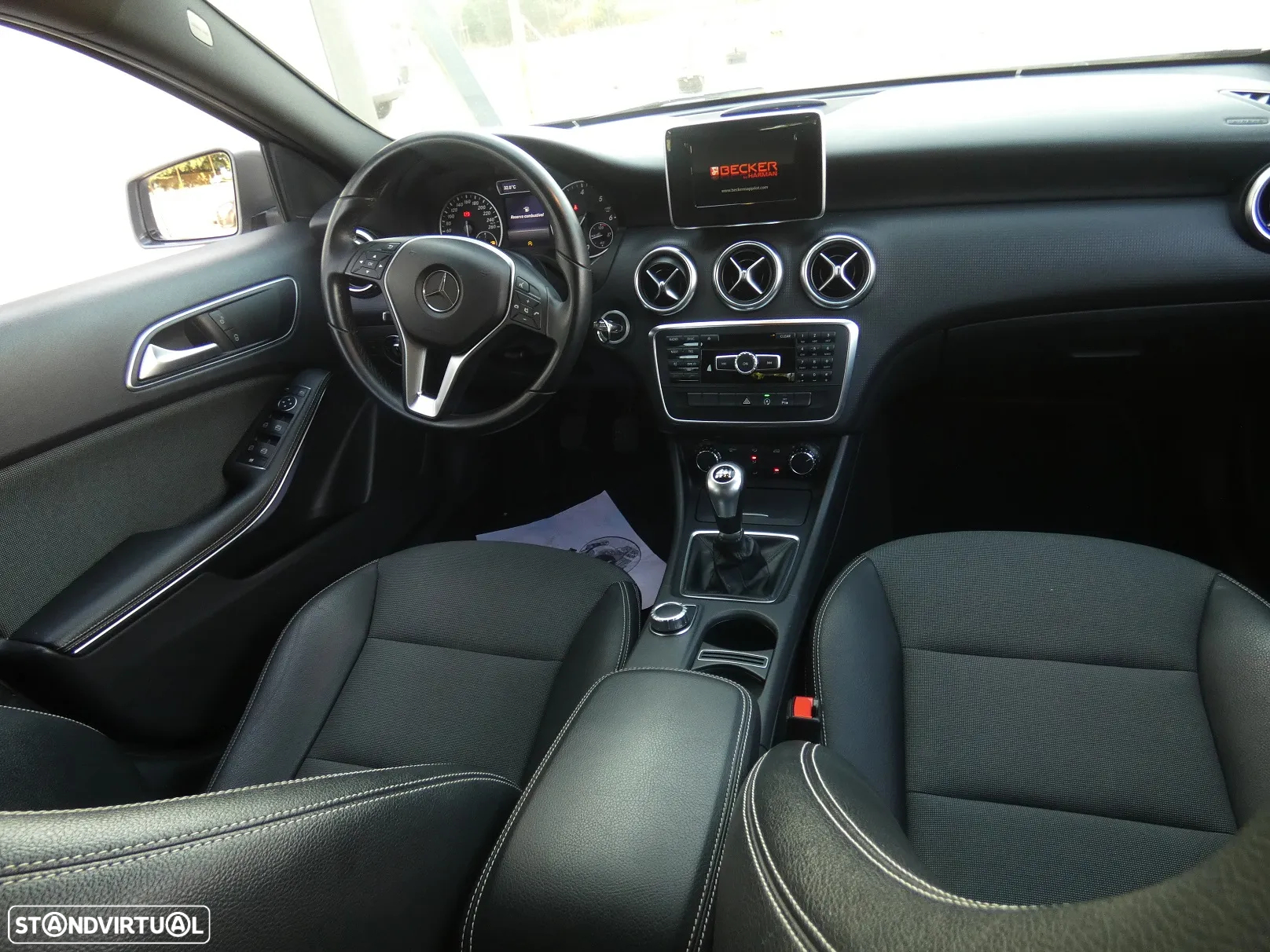 Mercedes-Benz A 180 d AMG Line - 11