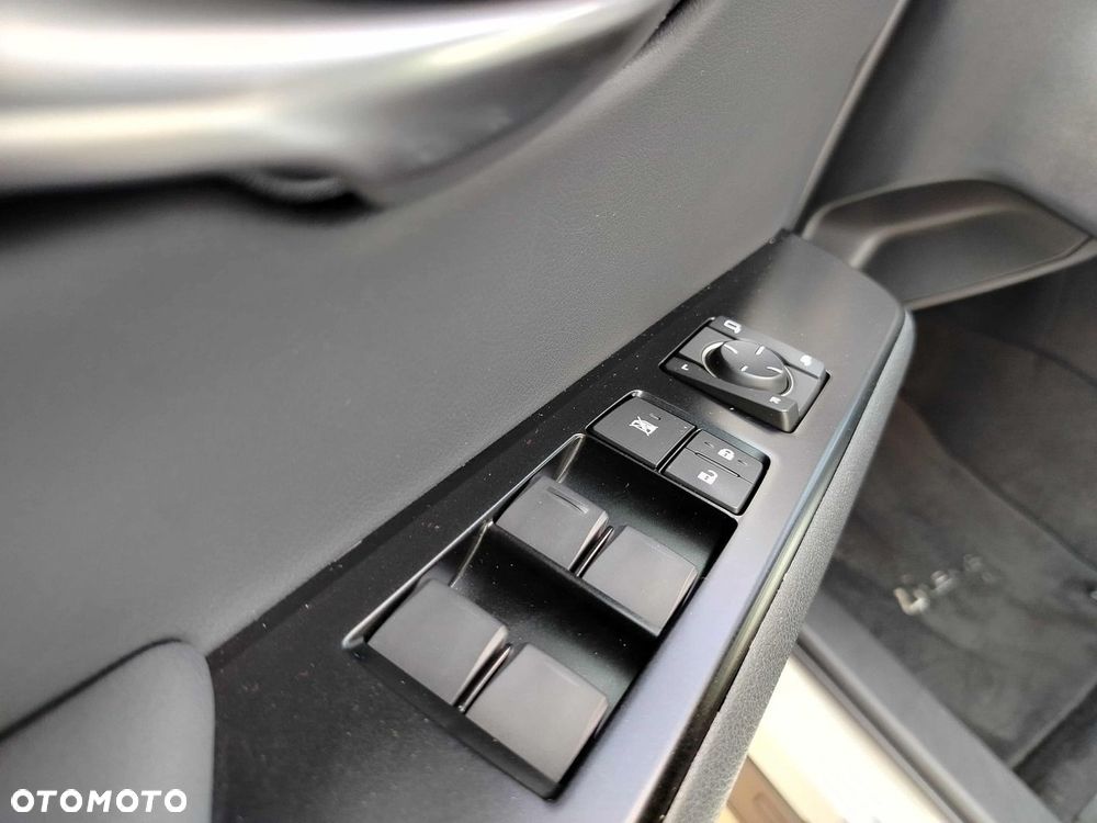Lexus UX 250h GPF Business Edition 2WD - 13