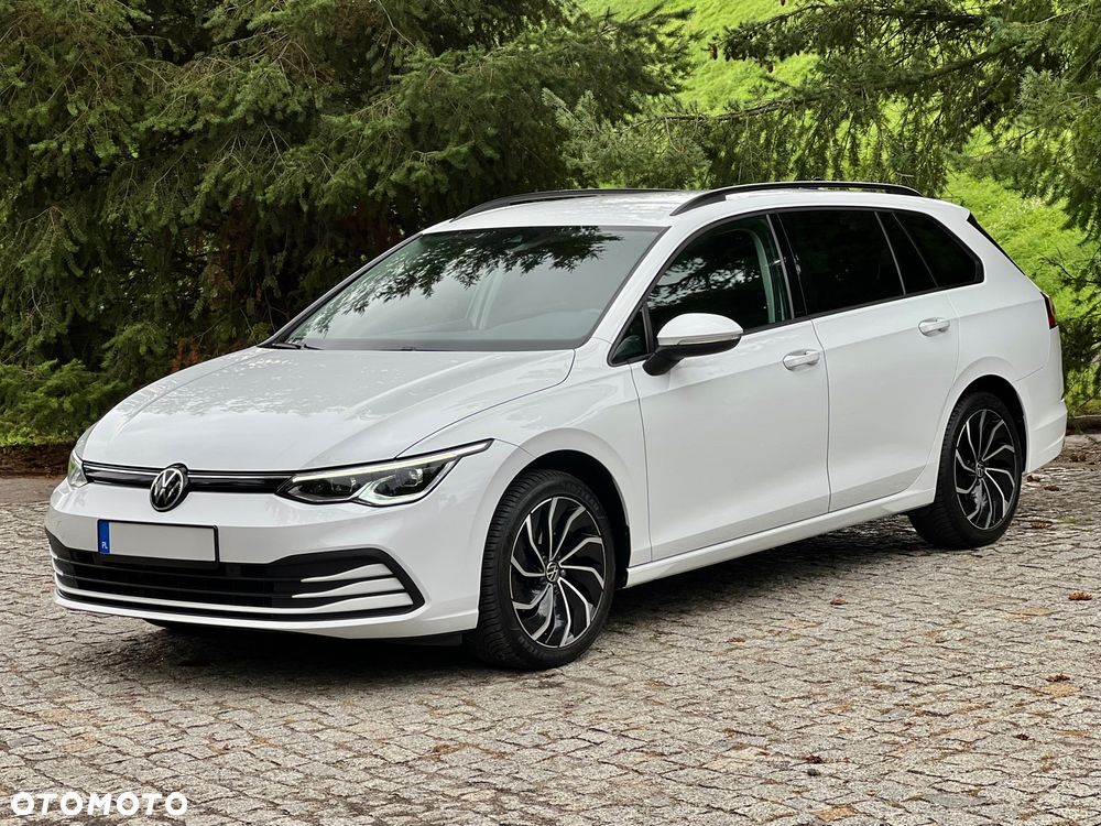 Volkswagen Golf 1.5 eTSI Life DSG - 12