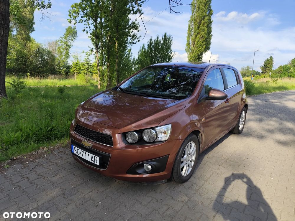 Chevrolet Aveo 1.6 LTZ - 13