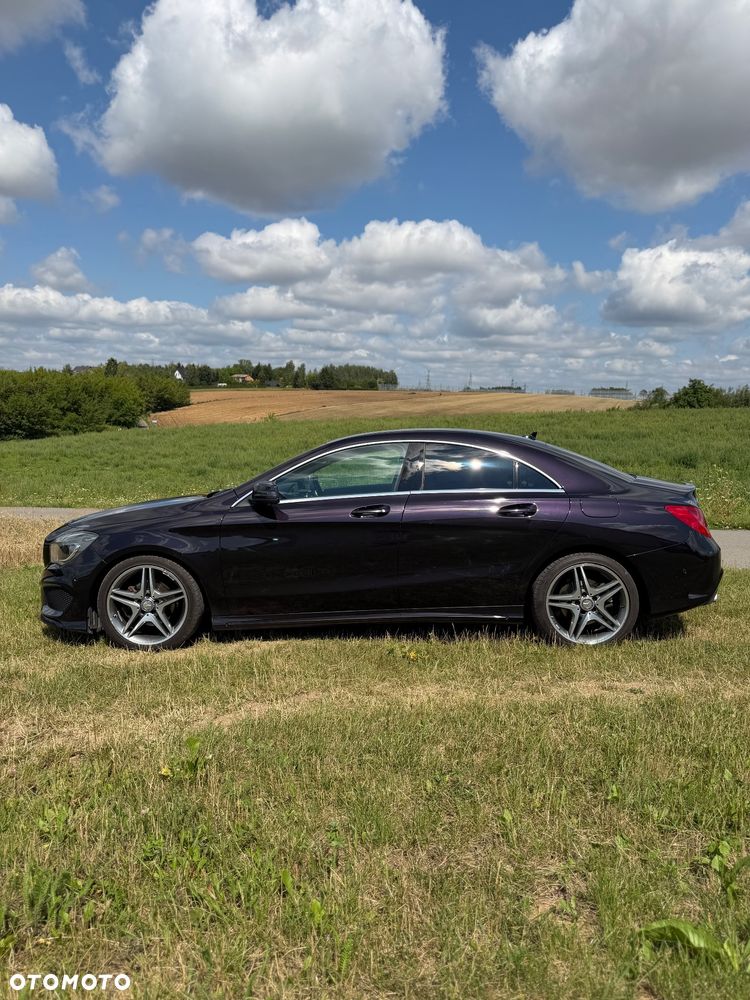 Mercedes-Benz CLA 200 7G-DCT AMG Line - 2