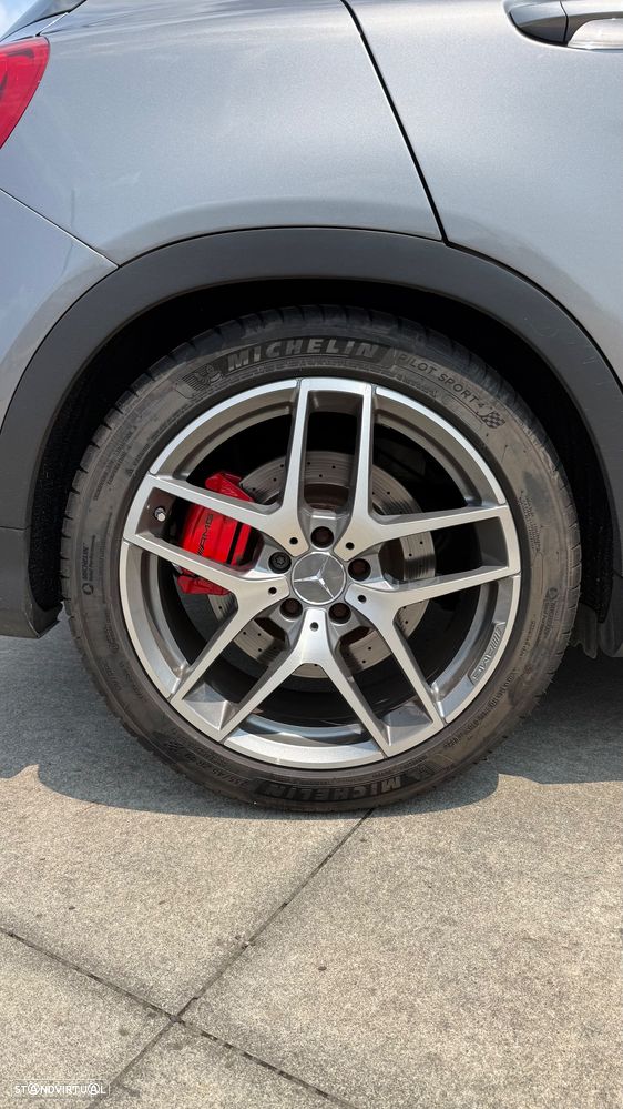 Mercedes-Benz GLA 45 AMG 4-Matic - 9