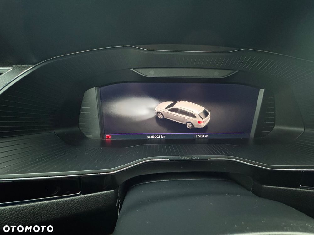 Skoda Superb 1.4 TSI Plug-In Hybrid L&K DSG - 8