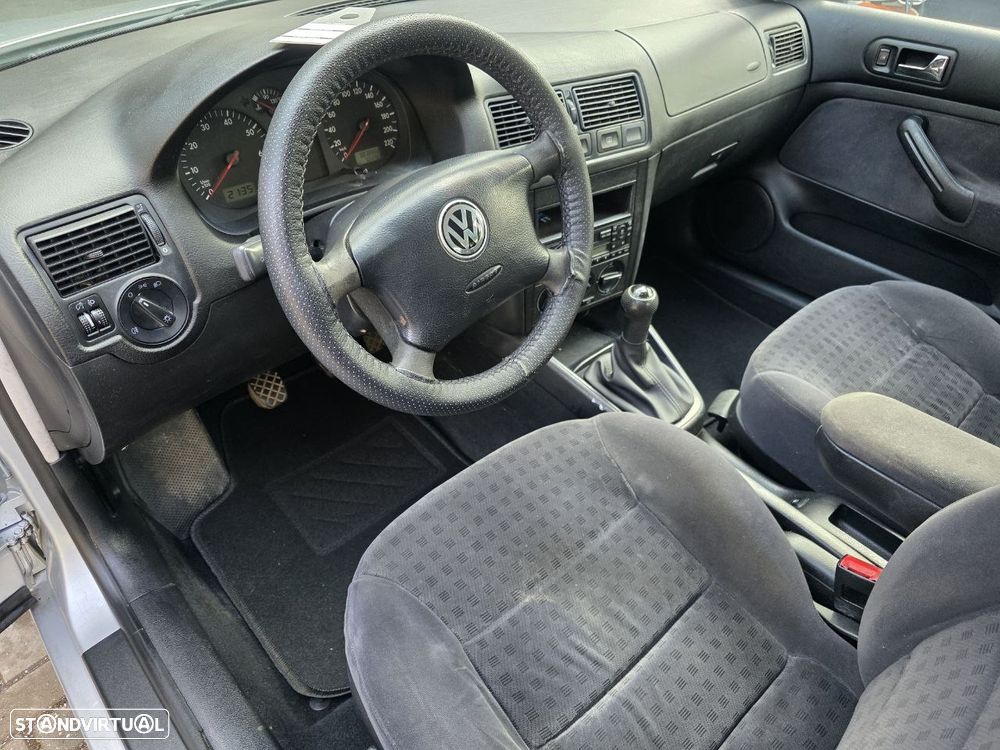 VW Golf 1.4i Confortline AC - 21