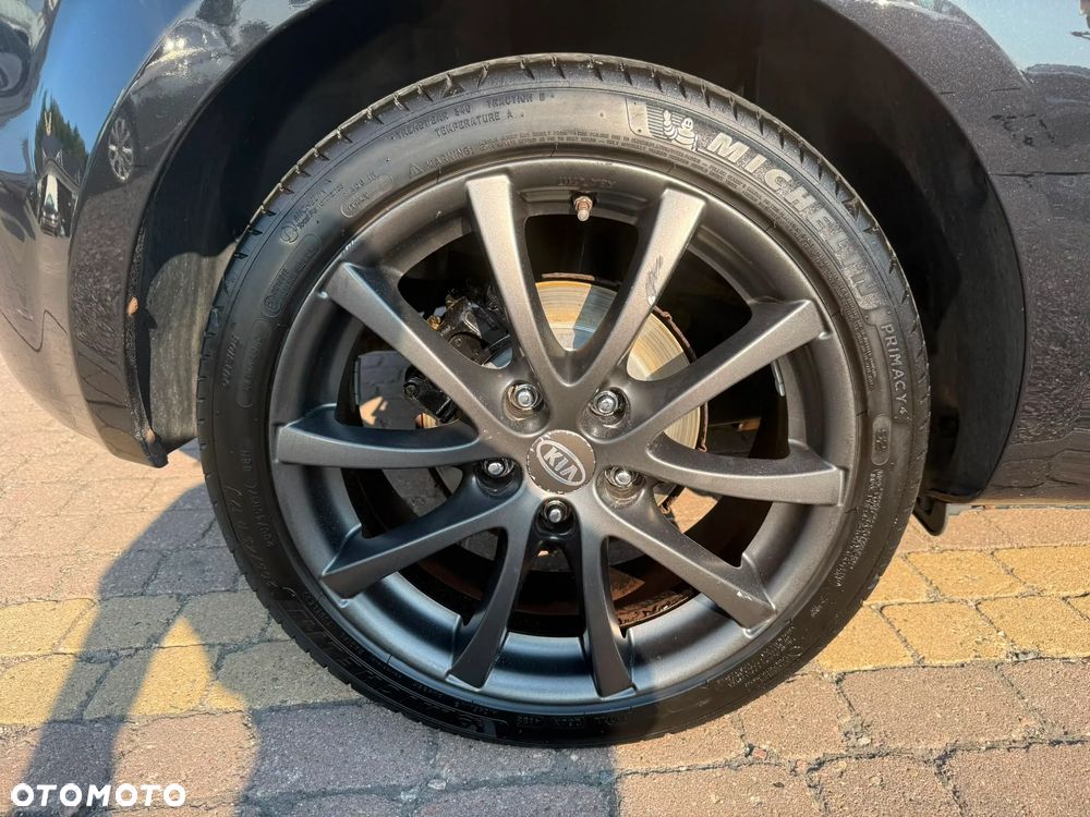 Kia ProCeed - 10