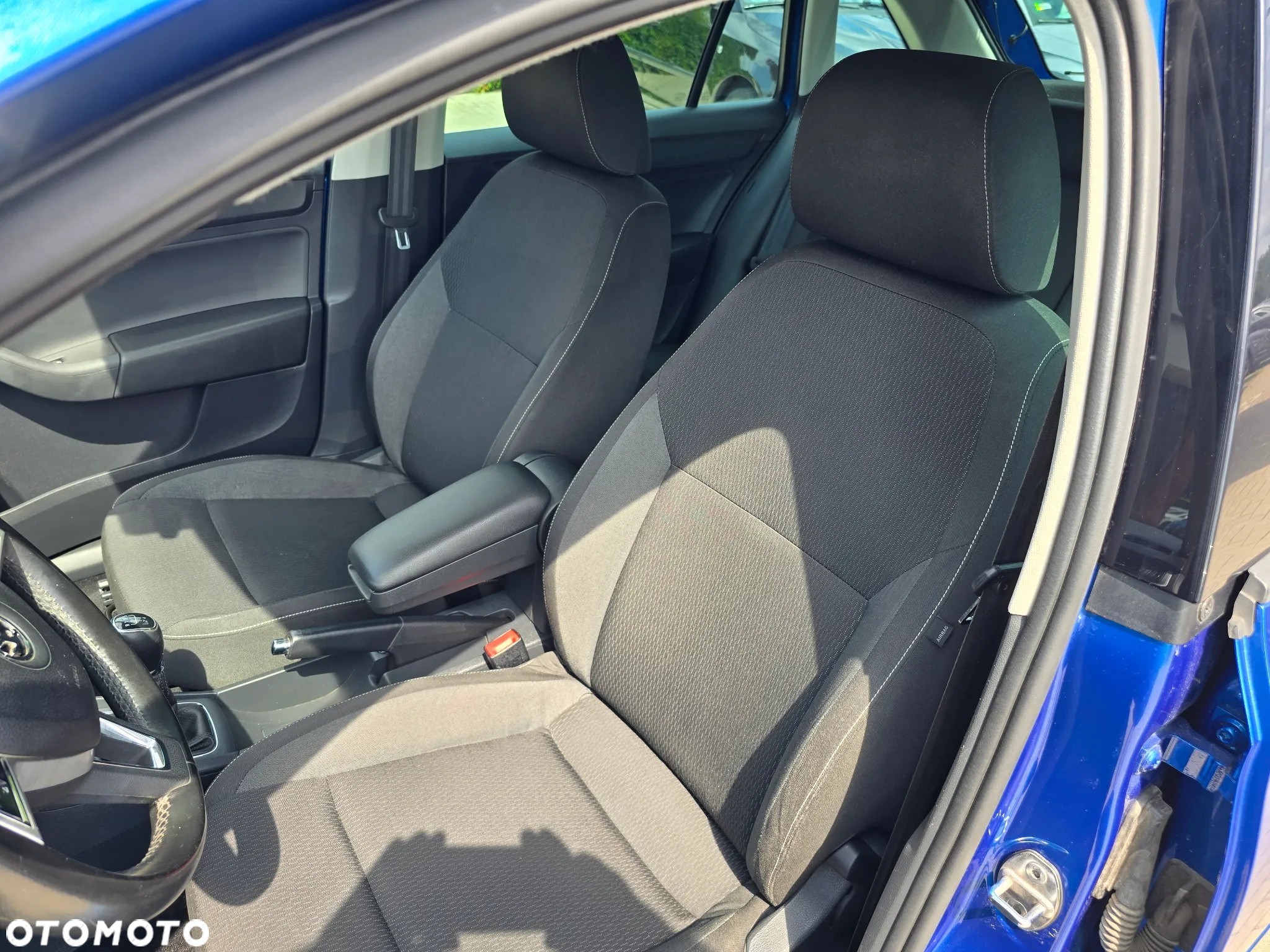 Skoda RAPID - 12
