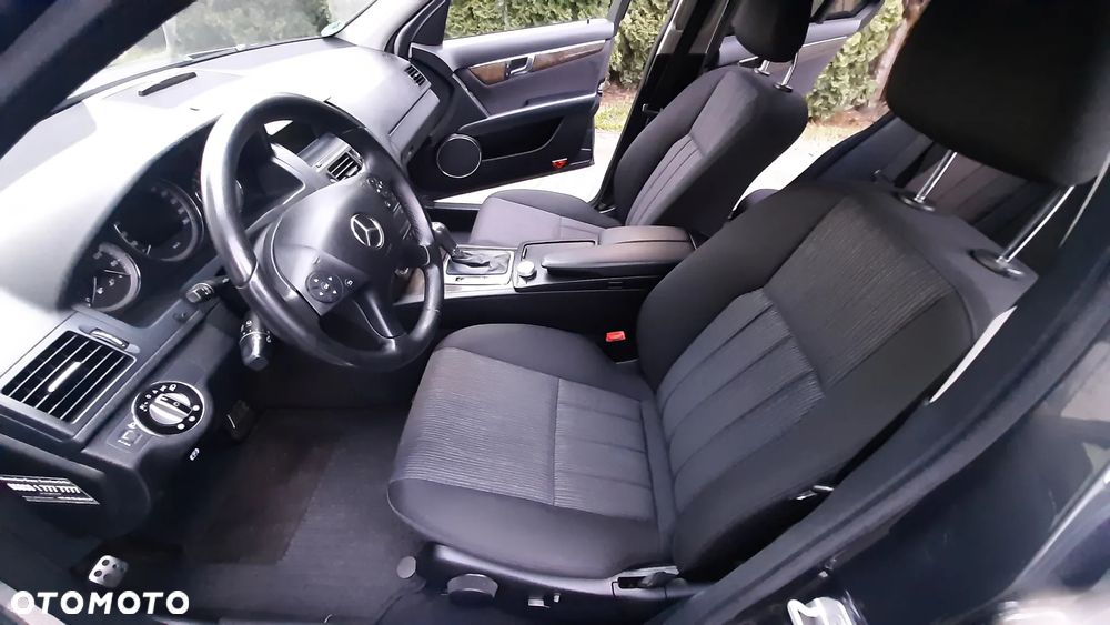 Mercedes-Benz Klasa C 200 Kompressor Elegance - 26