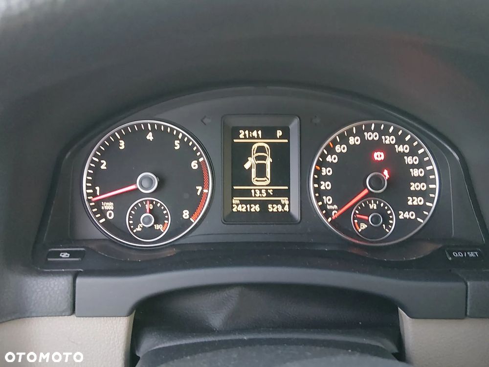 Volkswagen Golf Plus 1.6 Comfortline DSG - 7