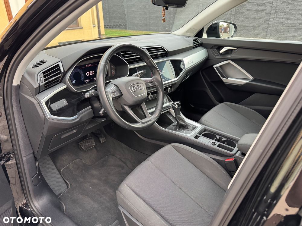 Audi Q3 35 TFSI S tronic - 9