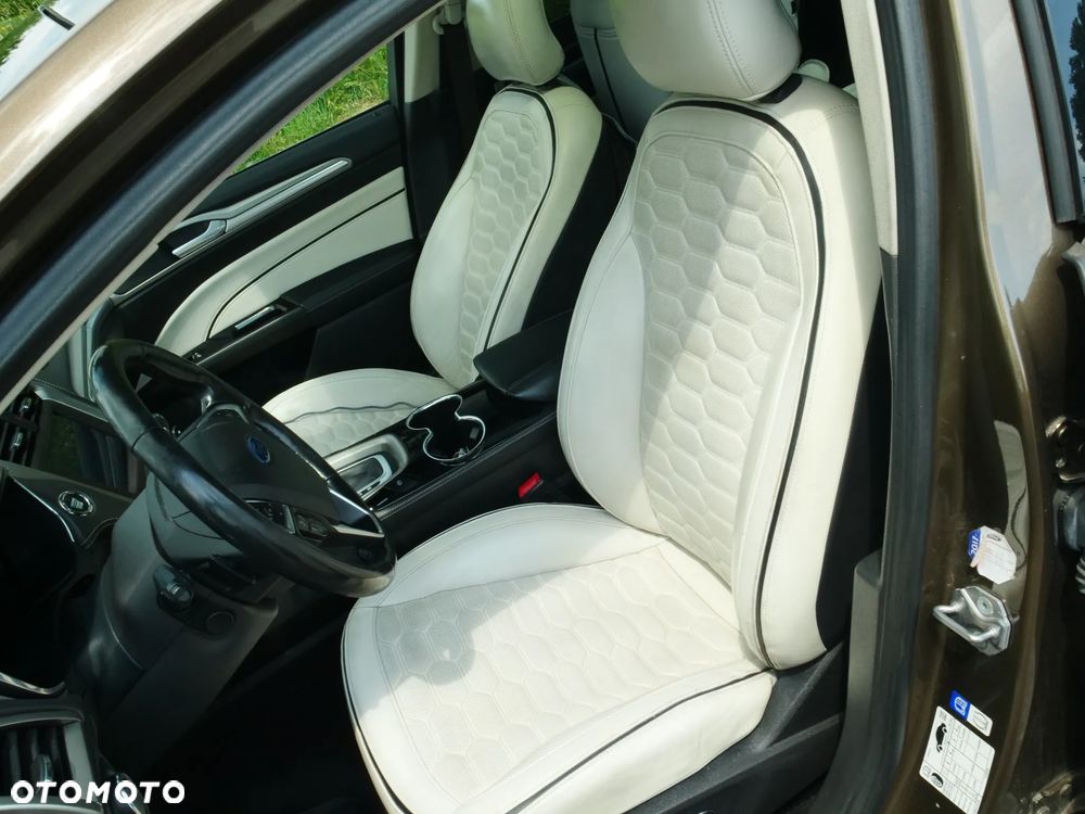 Ford Mondeo Vignale 2.0 TDCi Bi-Turbo PowerShift - 18
