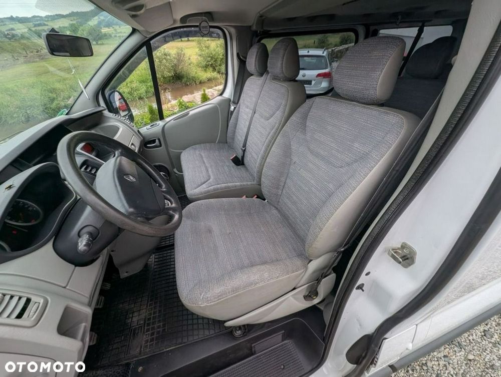 Renault Trafic - 8