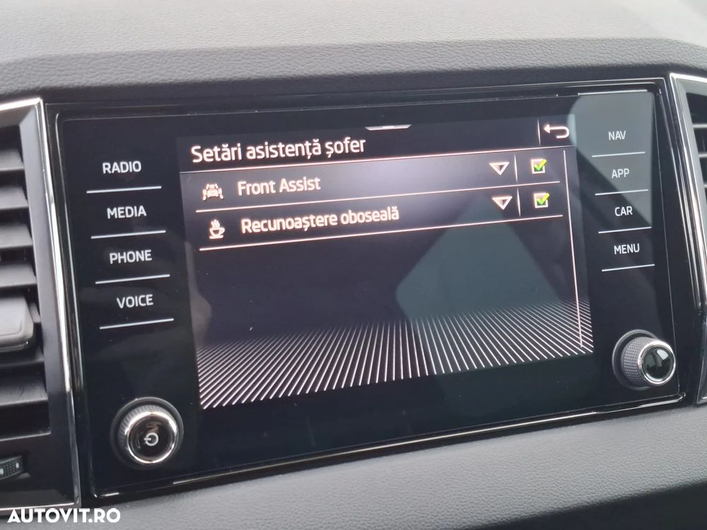 Skoda Karoq 1.5 TSI DSG Ambition - 12