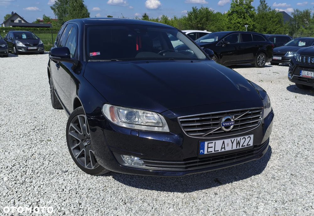 Volvo V70 D2 Momentum - 17