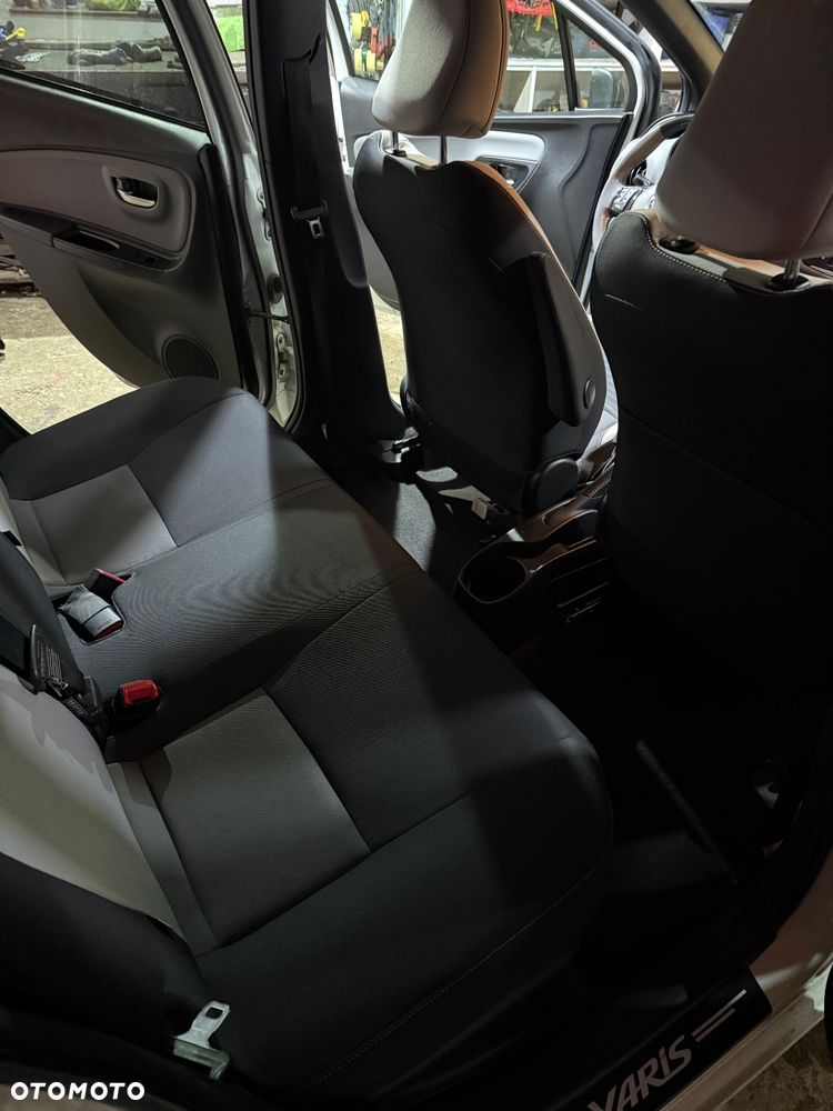 Toyota Yaris 1.5 Selection CVT - 10