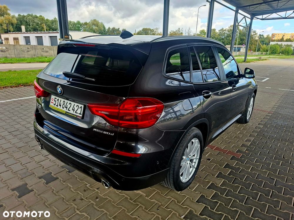 BMW X3 xDrive20d Luxury Line - 11