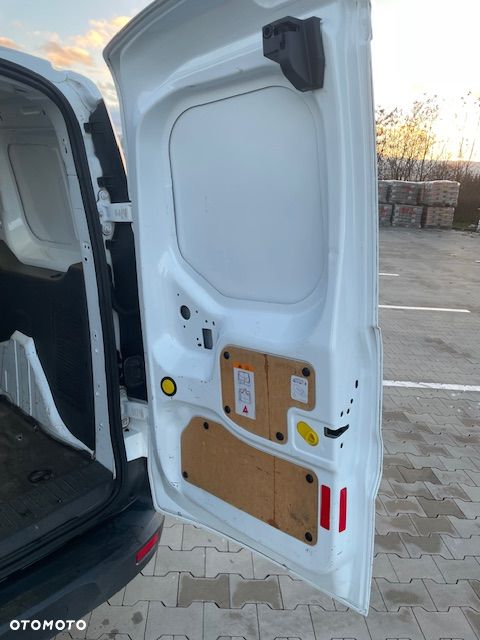 Ford Transit Connect - 14