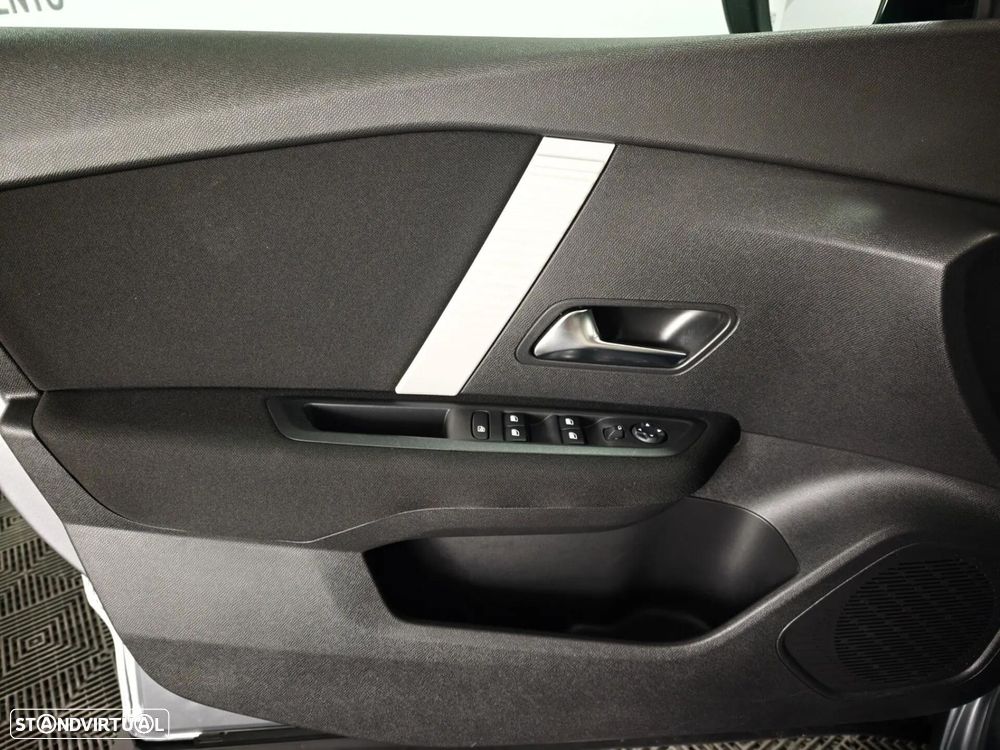 Citroën C4 1.2 PureTech Feel Pack EAT8 - 19