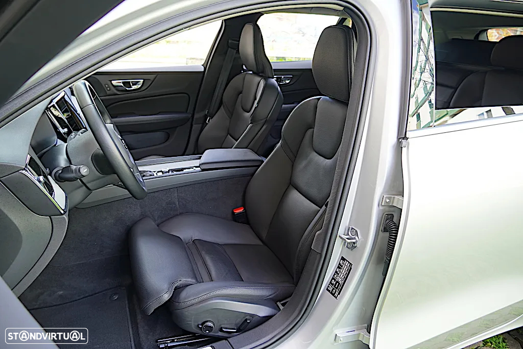 Volvo V60 2.0 D4 Inscription Geartronic - 20