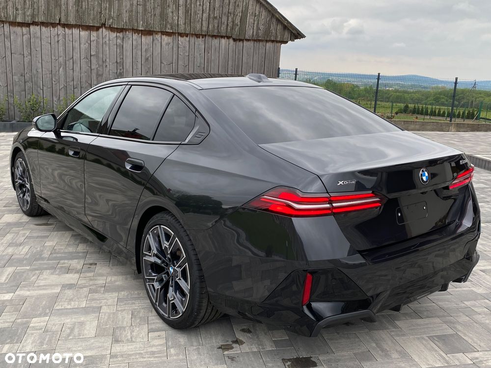 BMW Seria 5 520d xDrive - 35