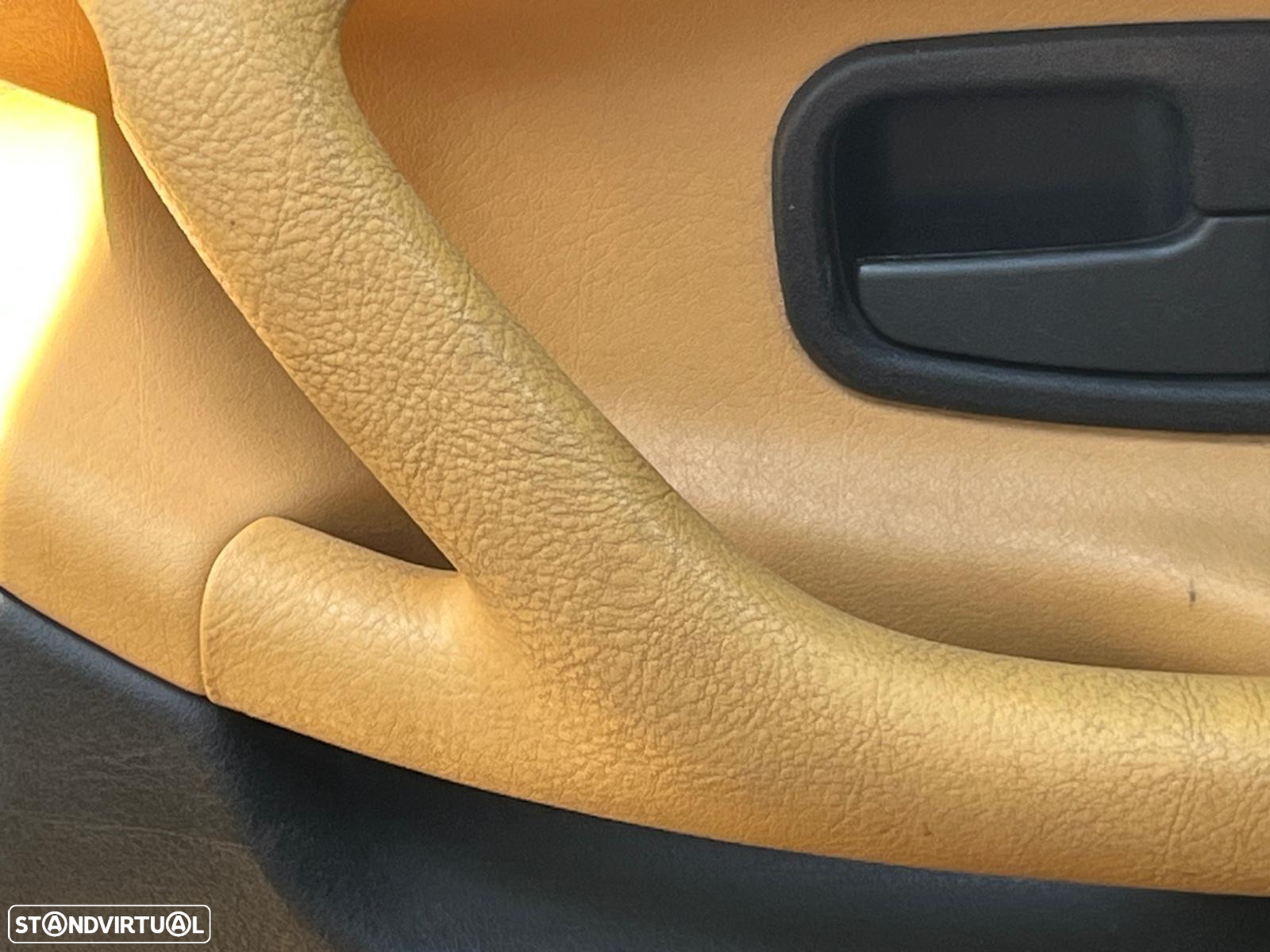 BMW 320 i - 17
