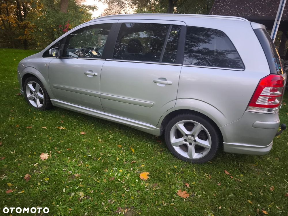 Opel Zafira - 21