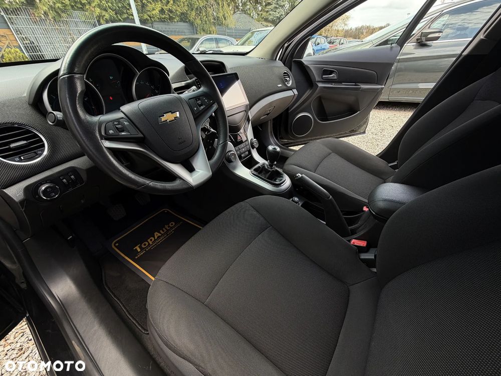 Chevrolet Cruze 1.8 LT+ - 19