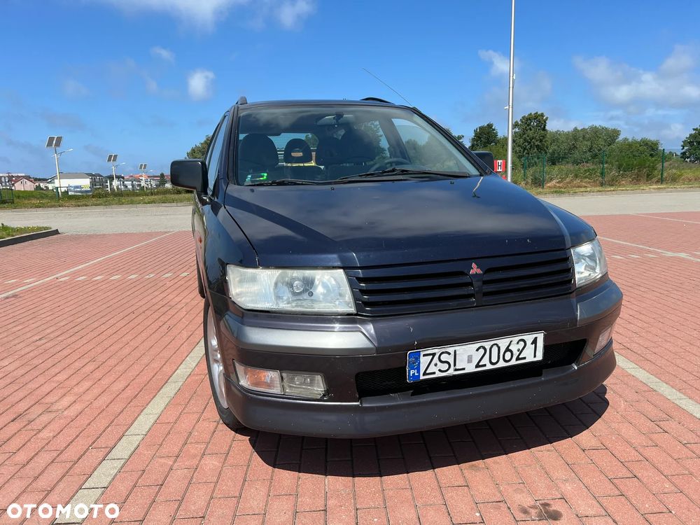 Mitsubishi Space Wagon 2.4 GDI Family - 5