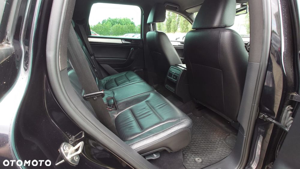 Volkswagen Touareg - 18
