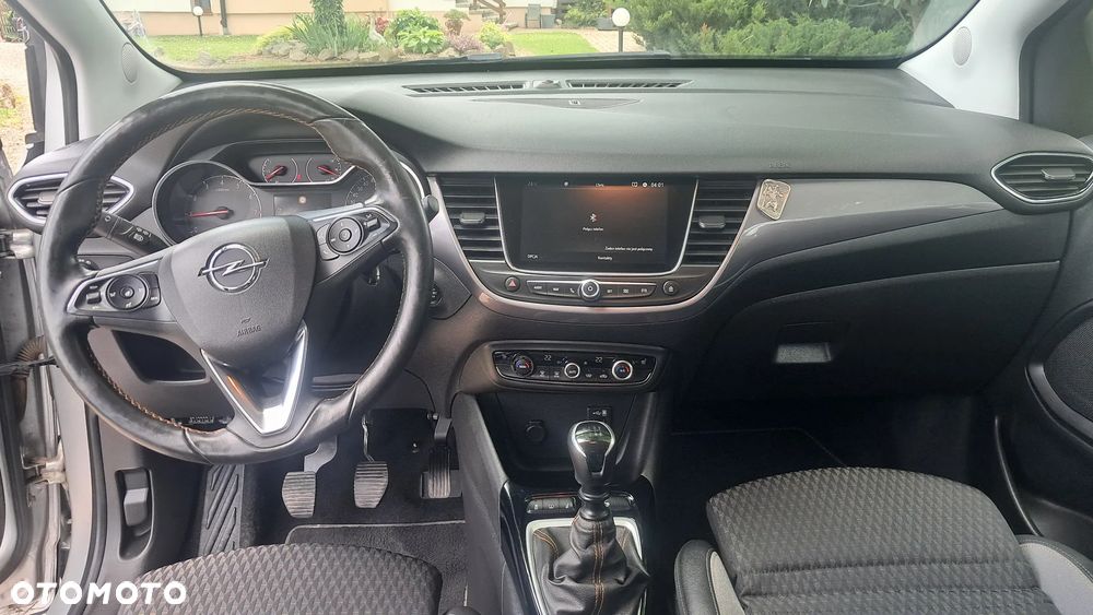 Opel Crossland X - 15