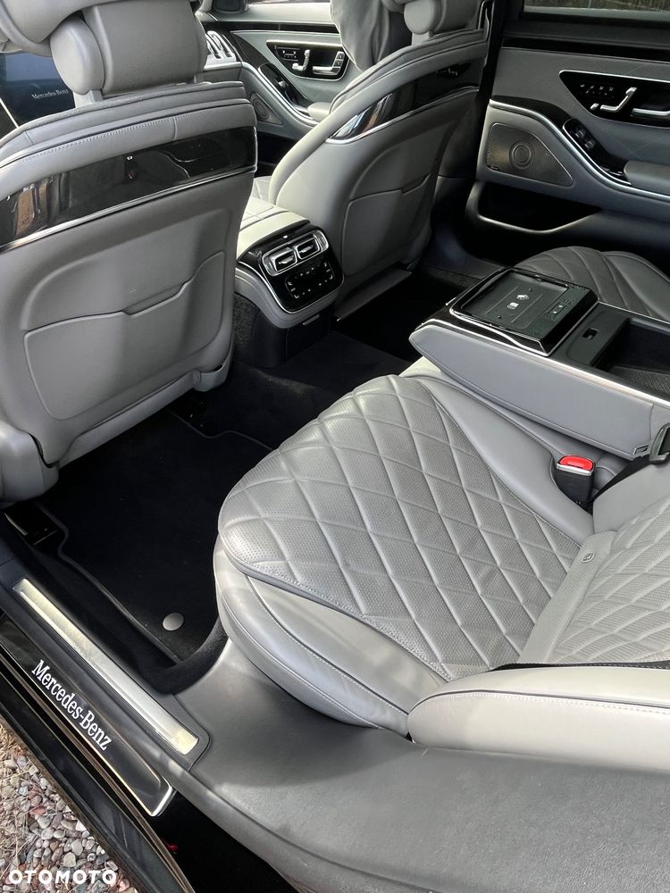Mercedes-Benz Klasa S 500 4-Matic L 9G-TRONIC - 27