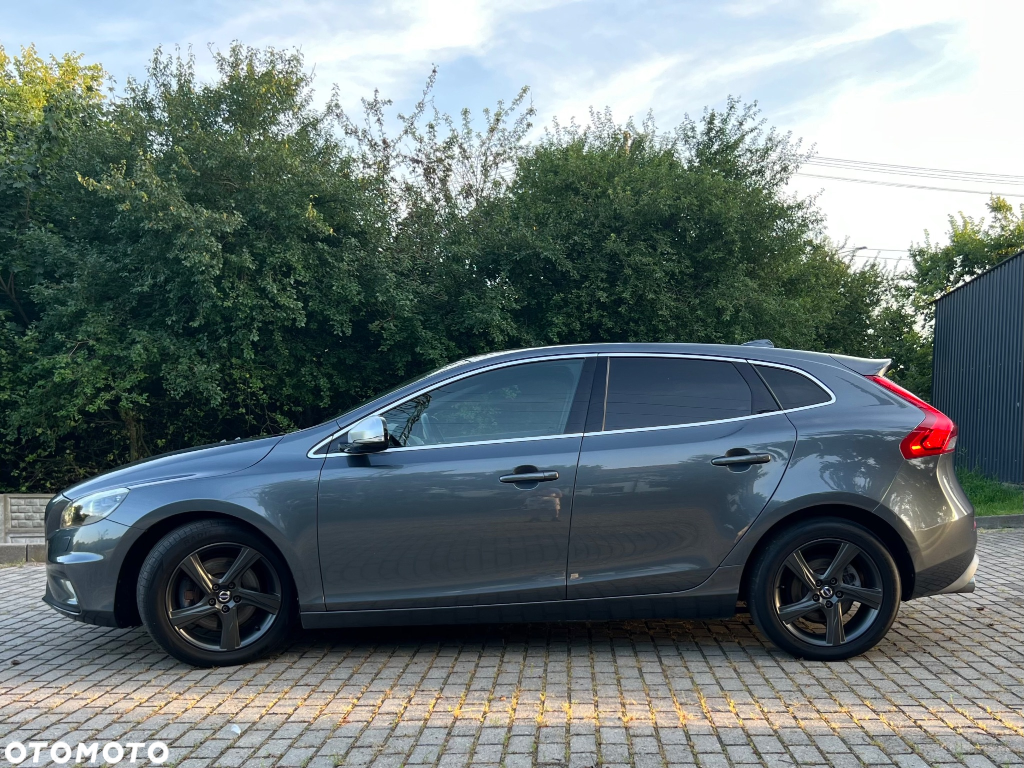 Volvo V40 D3 R-Design Summum - 17