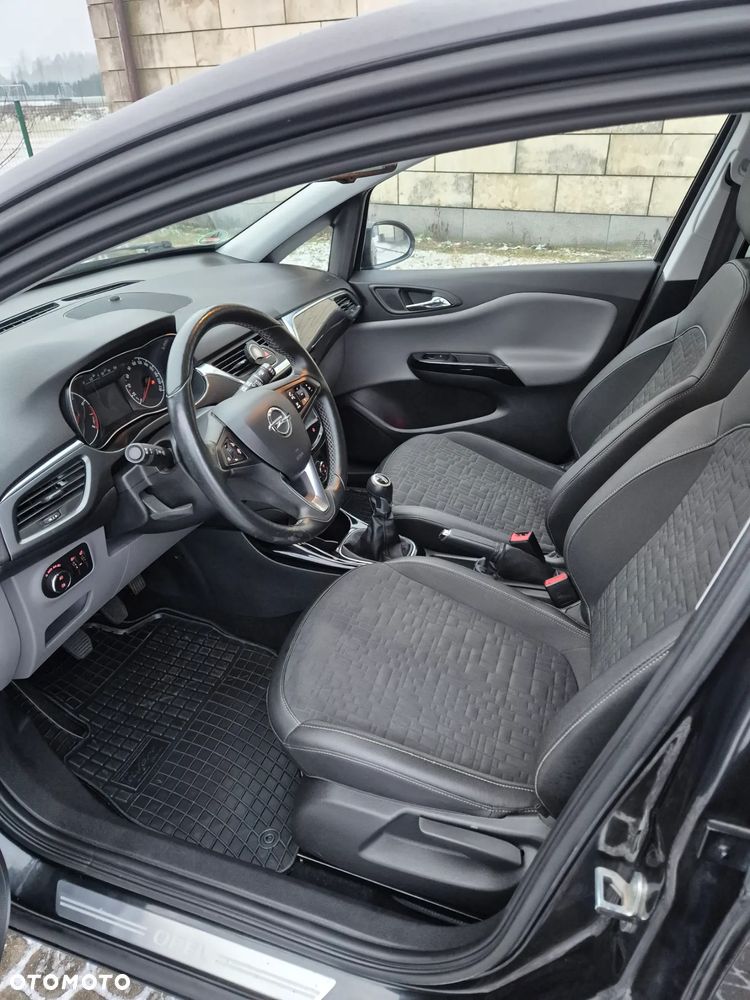 Opel Corsa 1.4 16V Cosmo - 10