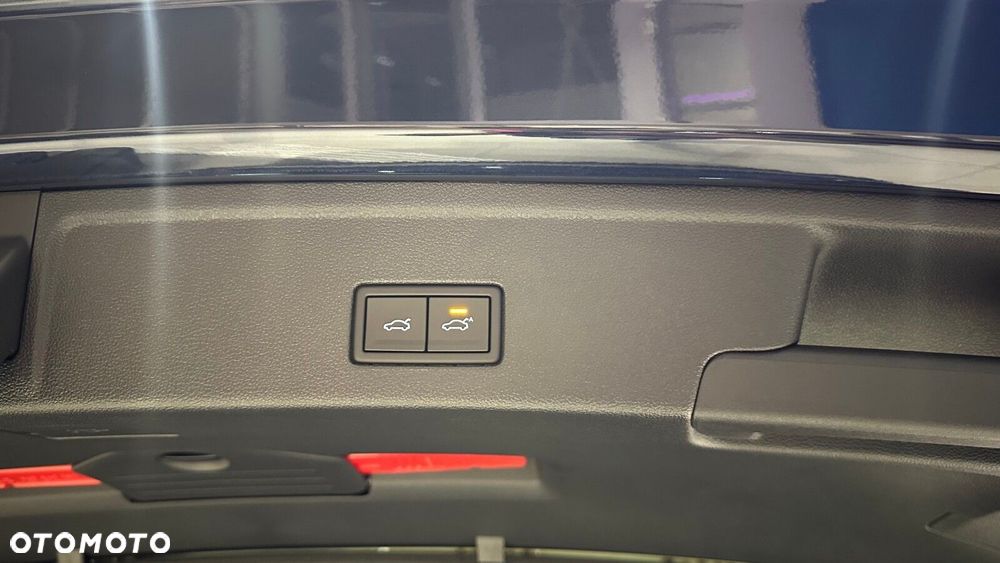 Volkswagen Touareg 3.0 V6 TDI 4Motion R-Line - 22