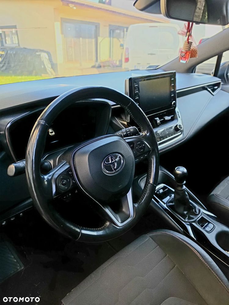 Toyota Corolla - 15