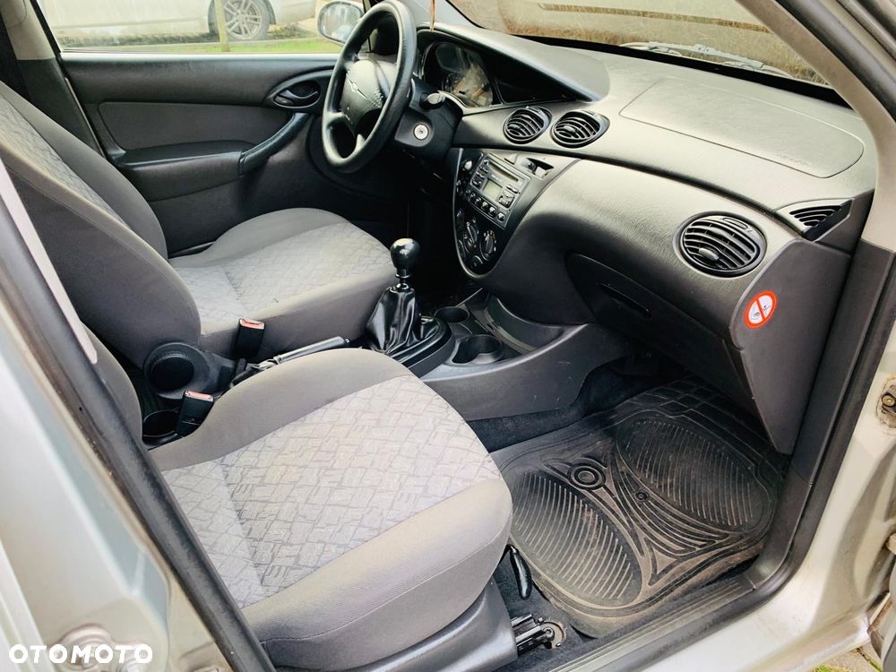 Ford Focus Turnier 1.8 DI Futura - 6