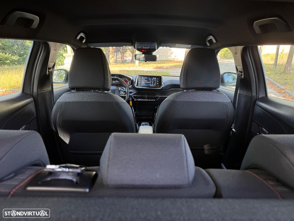 Peugeot 2008 1.5 BlueHDi Active EAT8 - 28