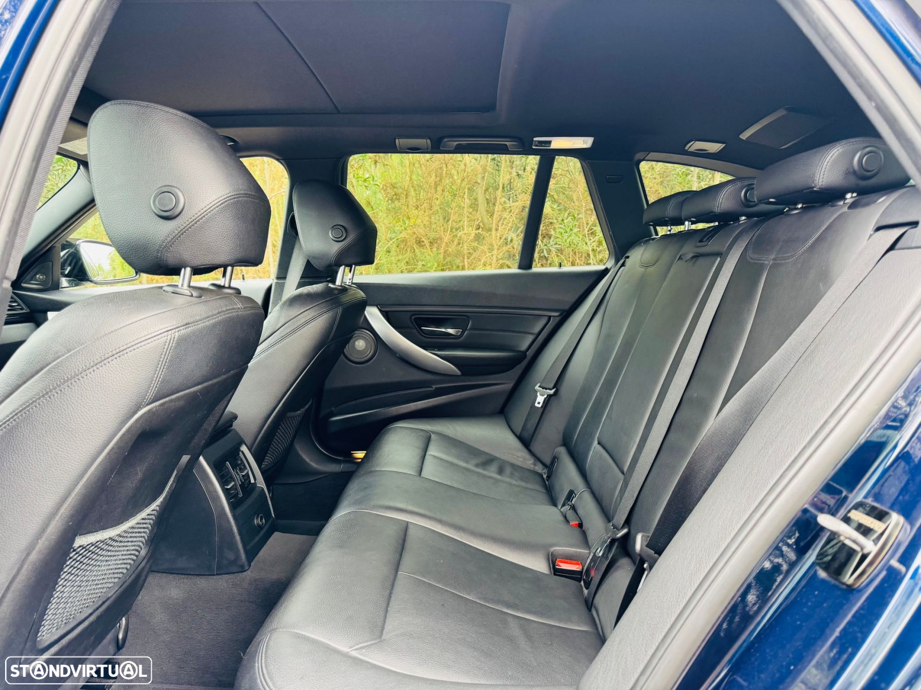 BMW 320 d Touring Auto Pack M - 48