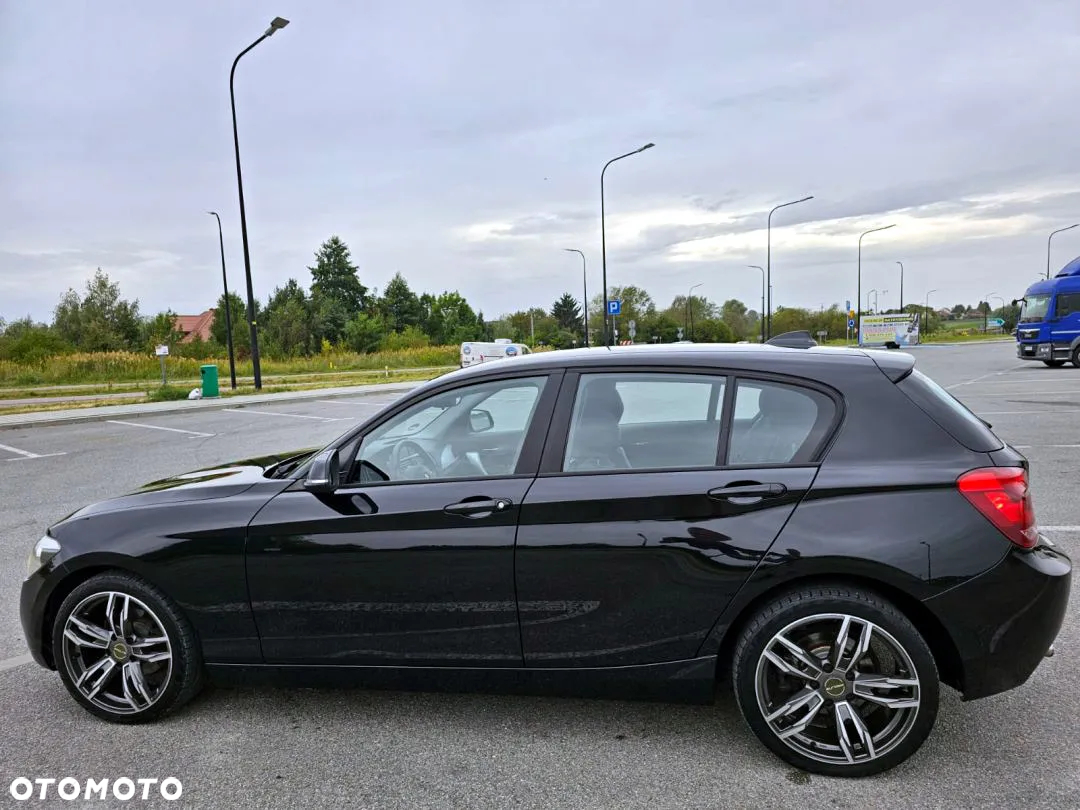BMW Seria 1 114i - 6