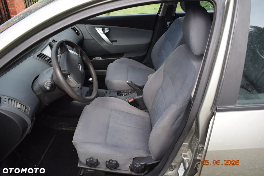 Nissan Primera - 5