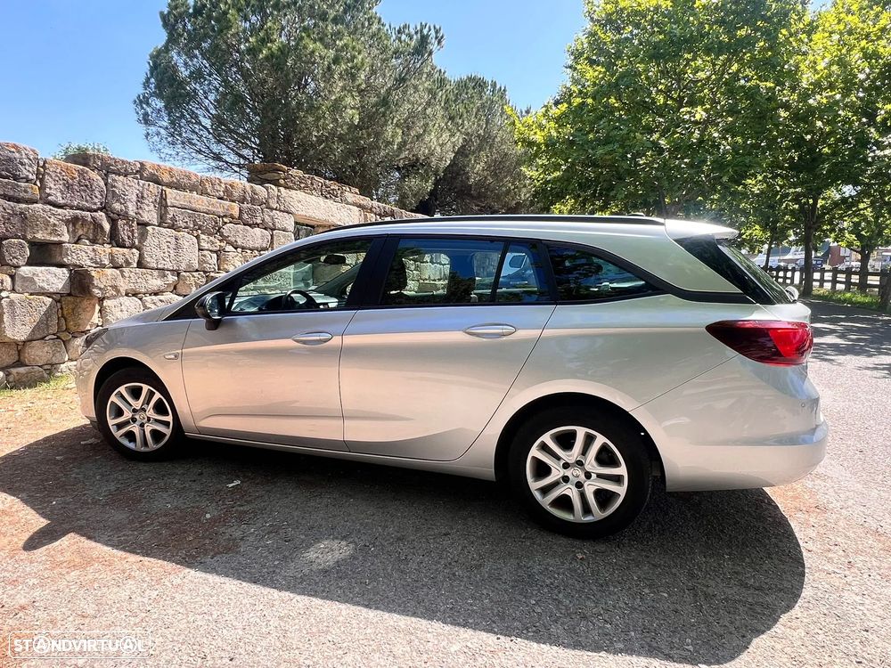 Opel Astra Sports Tourer 1.5 D S&S - 1