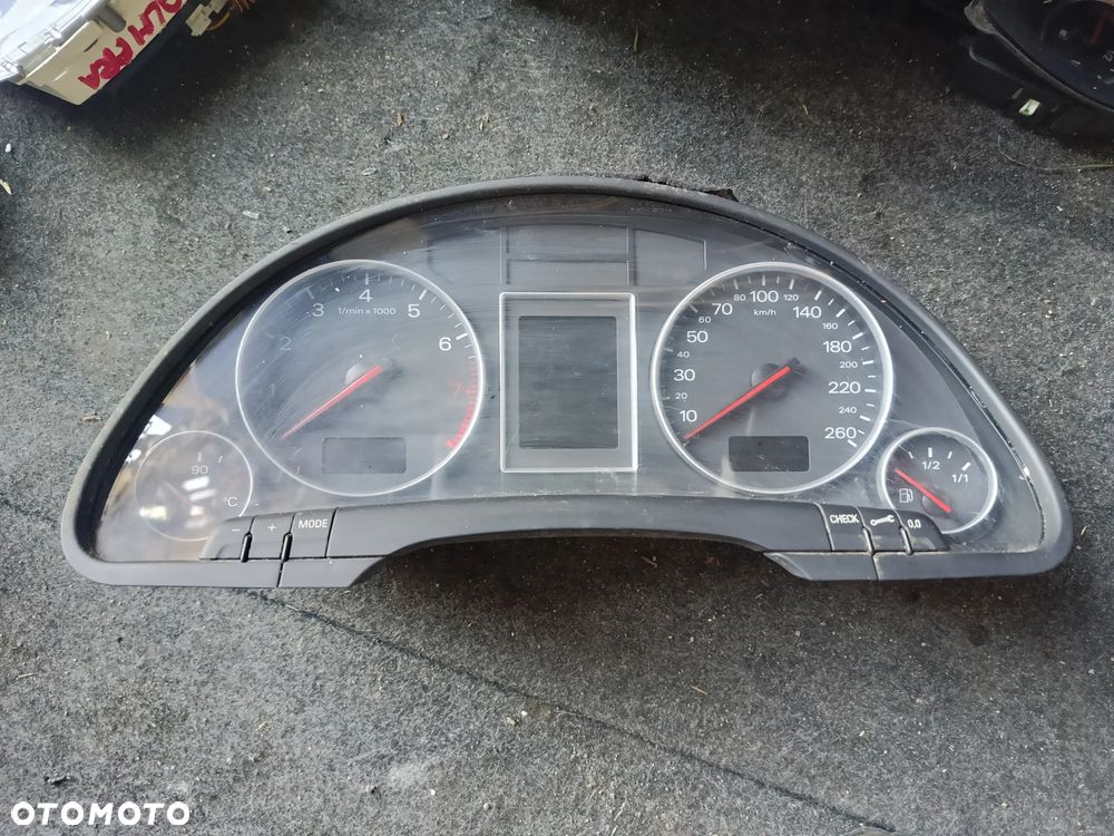 AUDI A4 B6 1.9 TDI LICZNIK ZEGARY RB4 - 1