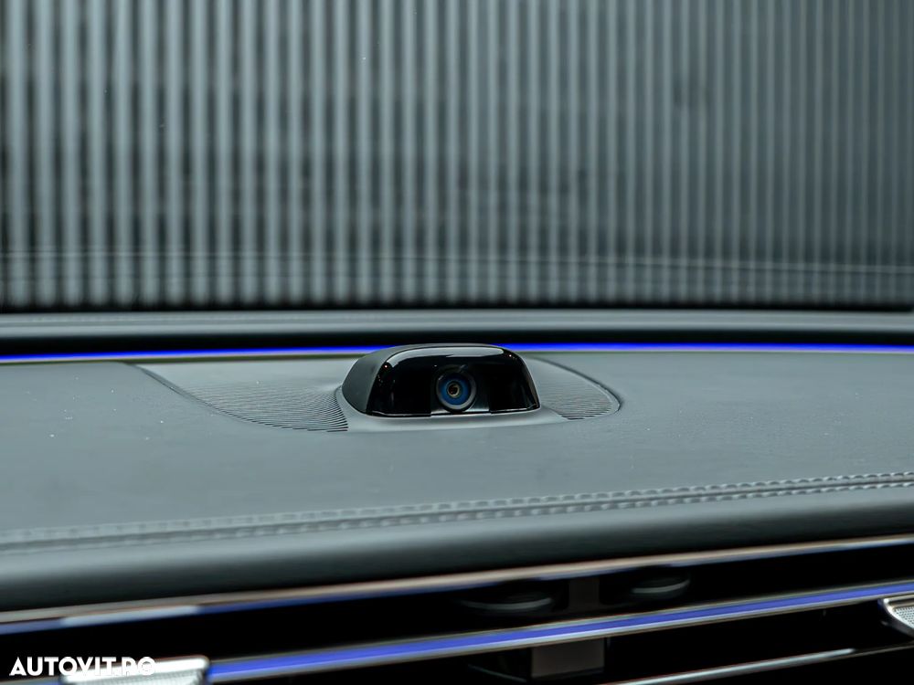 Mercedes-Benz E 220 d 9G-TRONIC AMG Line NIGHT Edition - 32
