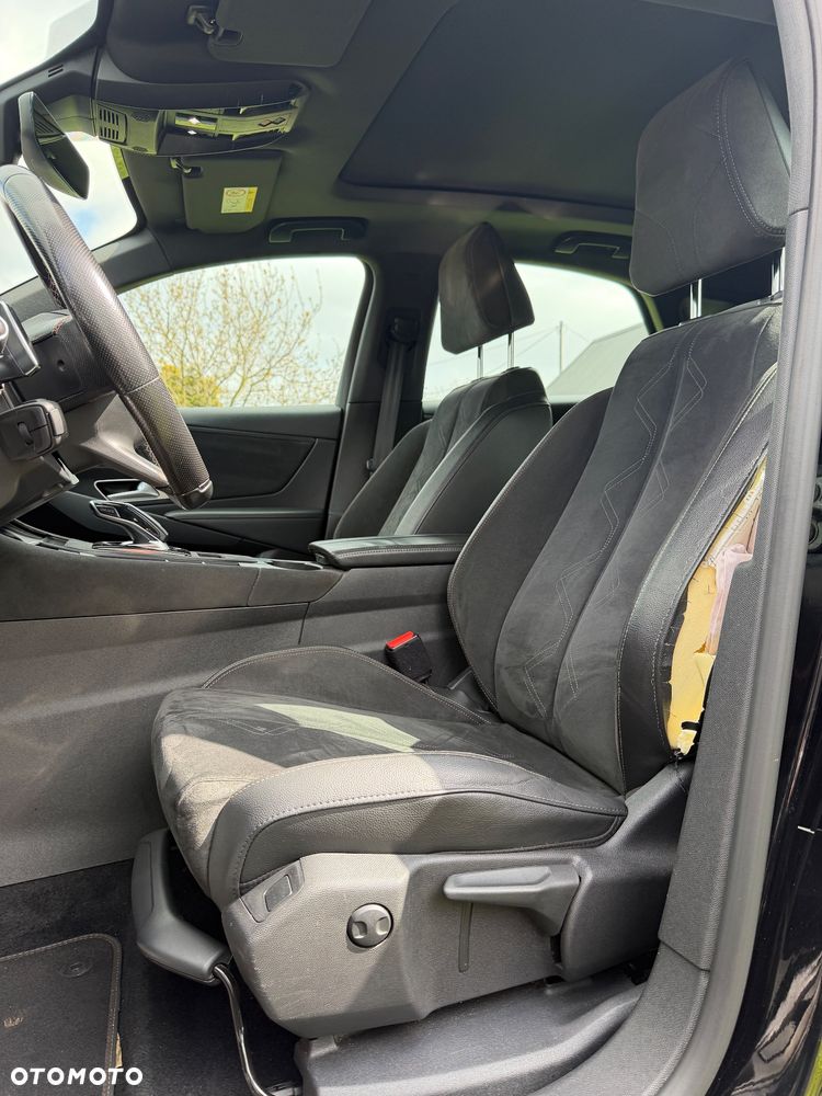 DS Automobiles DS 7 Crossback 1.6 PureTech Performance Line + - 25