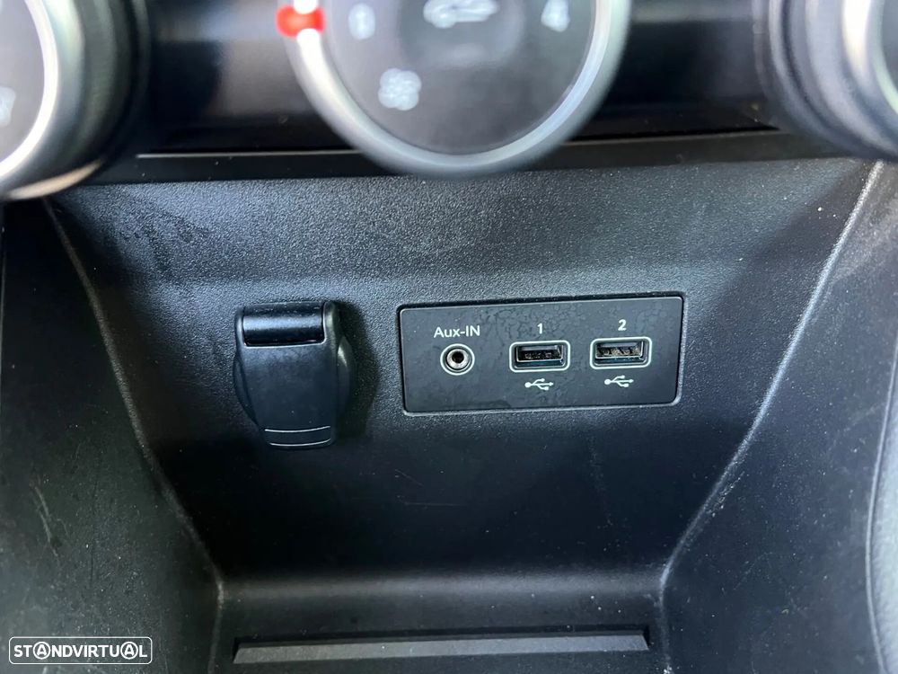 Renault Clio 1.0 TCe Exclusive - 21