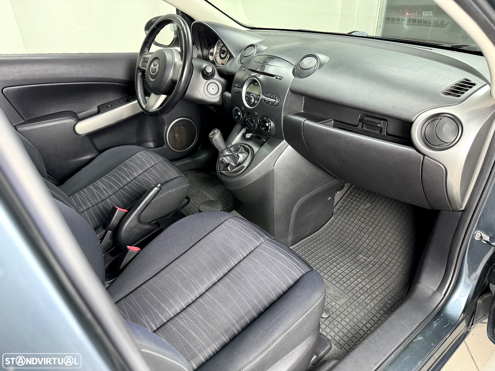 Mazda 2 1.4 MZ-CD Comfort AC - 17