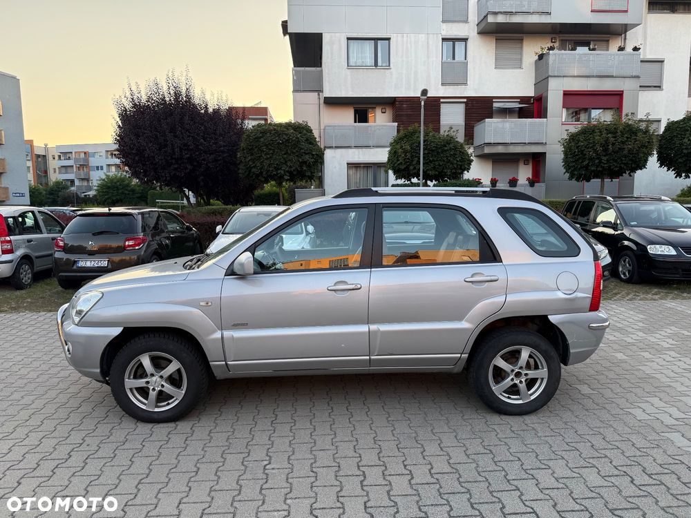 Kia Sportage 2.0 CRDi Freedom - 3